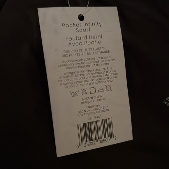 Beyond Yoga Infinity scarf - Picture 5 of 7